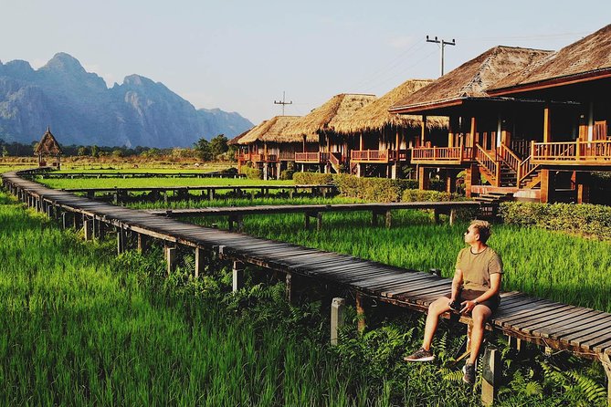 2-Day Vang Vieng Tour from Vientiane - The 8am departure and the long road north