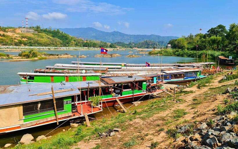 Chiang Rai: 2-Day Transfer to Luang Prabang by Slow Boat - The 5:00 AM Chiang Rai pickup