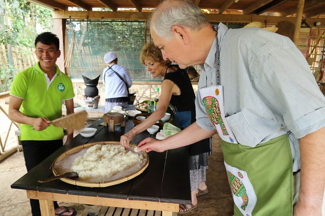 Day-time Bamboo weaving & Cooking Classes join-in - Weaving a Bamboo Mat or Coaster