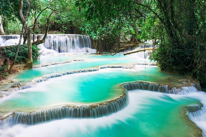 Day Trip to Kuang Si Waterfalls - Reaching Kuang Si Falls by minivan