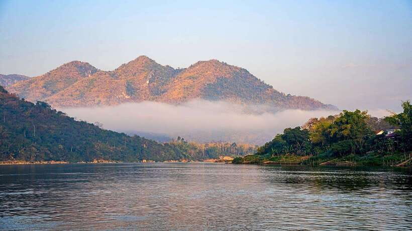 Luang Prabang: 2D Transfer to Huay Xai by Slow Boat - Day one: Luang Prabang to Pakbeng