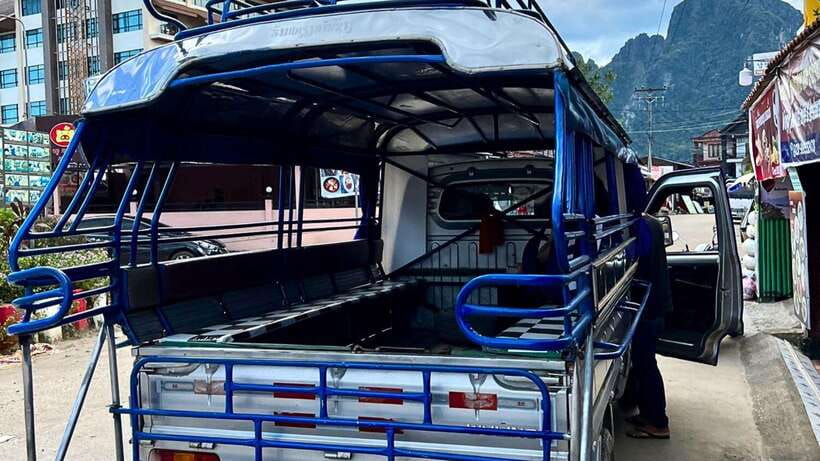 Luang Prabang: 2D Transfer to Huay Xai by Slow Boat - Arriving at Huay Xai and crossing the border