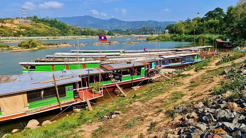 Luang Prabang: 2D Transfer to Huay Xai by Slow Boat - The early start in Luang Prabang