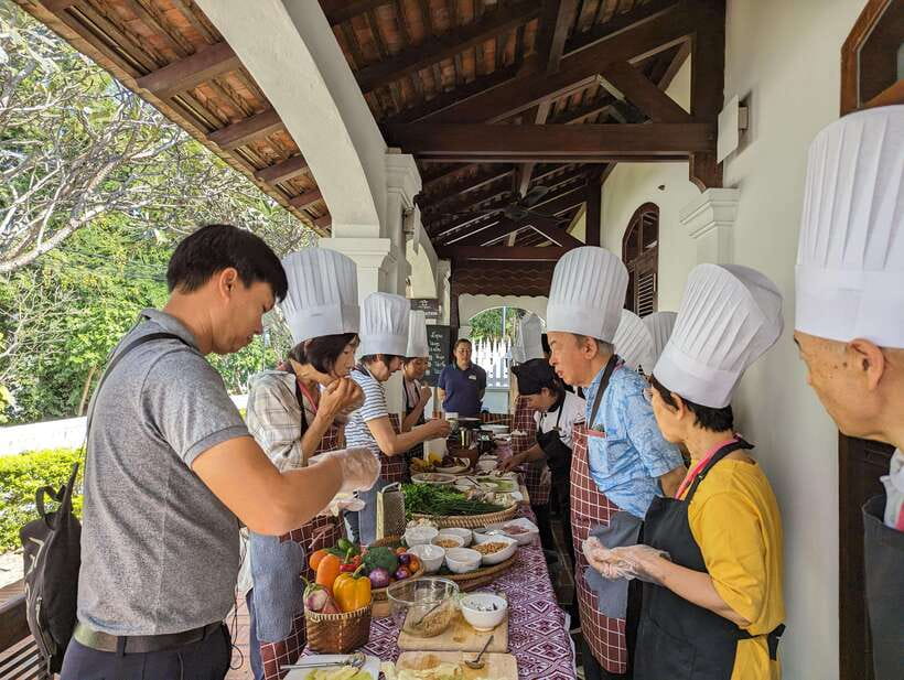 Luang Prabang: Cooking Class at the Former Royal Palace - Starting near Wat Xiengthong Temple