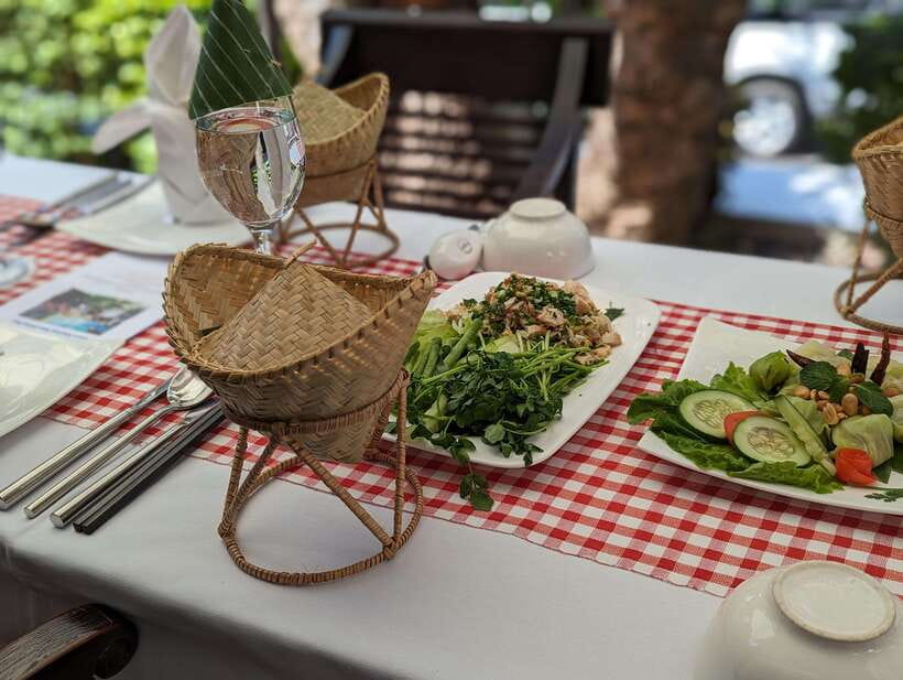 Luang Prabang: Cooking Class at the Former Royal Palace - The two-hour pause is worth planning for