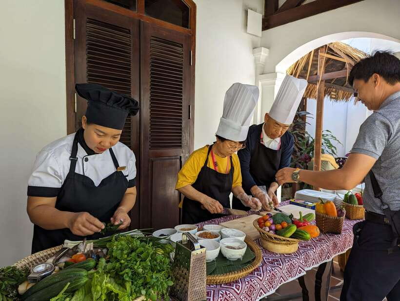 Luang Prabang: Cooking Class at the Former Royal Palace - Lunch with a Mekong view