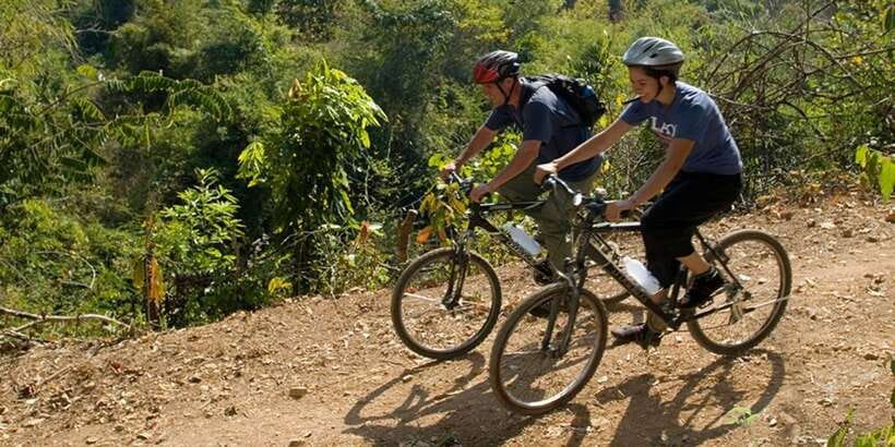 Luang Prabang: Countryside Mountain Bike Tour with Lunch - Chomphet, the ferry, and the river crossing