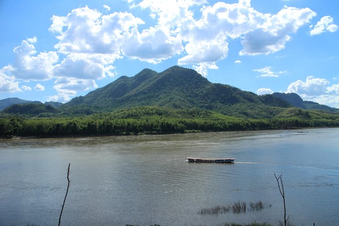 Luang Prabang: Cruise to Pak Ou Caves & Kuang Si Waterfalls - Cruising the Mekong to Pak Ou Caves