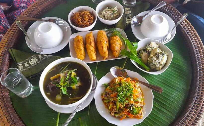 Luang Prabang: Evening Cooking Class & Local Baci Ceremony - Hmong music and the khene finale