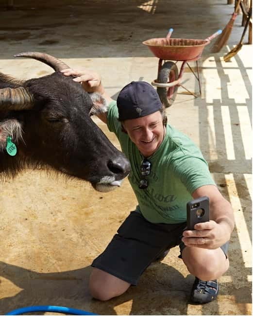 Luang Prabang: Farm Tour and Buffalo Buffet Adventure - The buffalo bath spa