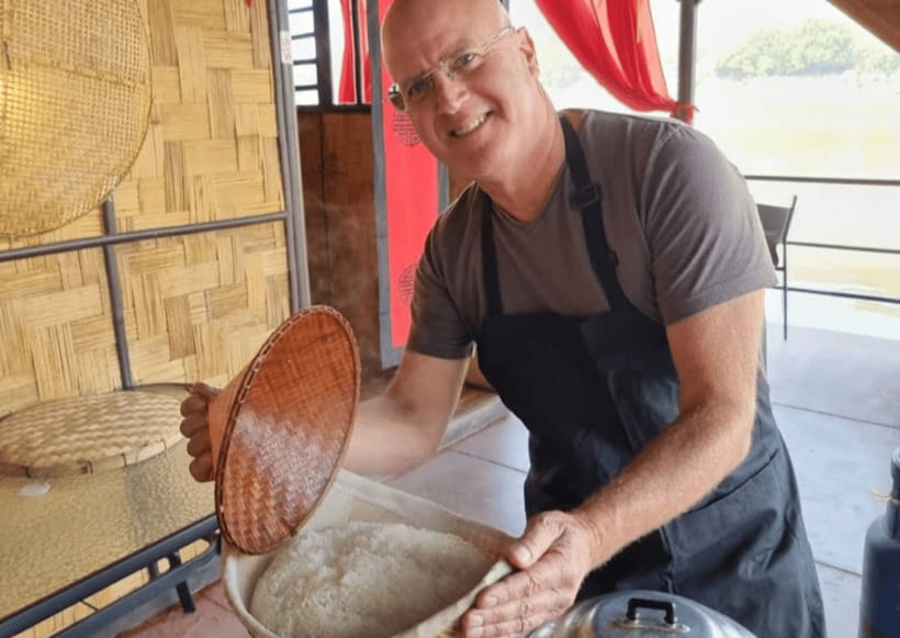 Luang Prabang: Mekong River Cooking Class with Hotel Pickup - Lunch with the Mekong beside you