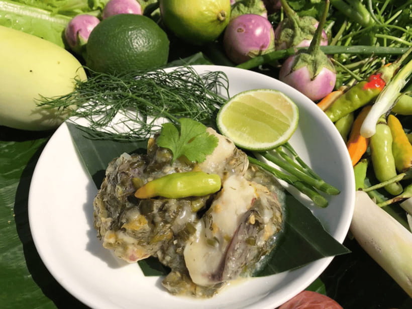 Luang Prabang: Mekong River Cooking Class with Hotel Pickup - The morning market sets the tone