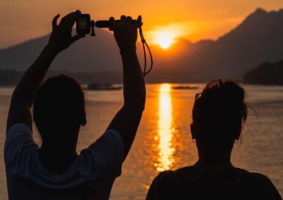 Luang Prabang: Mekong Sunset Cruise & Lao Tasting Dinner - Why this Mekong cruise works well in Luang Prabang