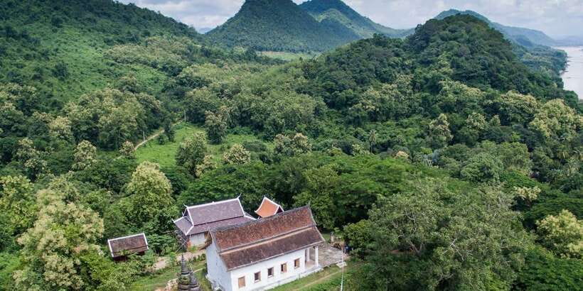 Luang Prabang: Pottery Workshop & Wat Chomphet cycling Tour - Ban Chan, the pottery village with a royal connection