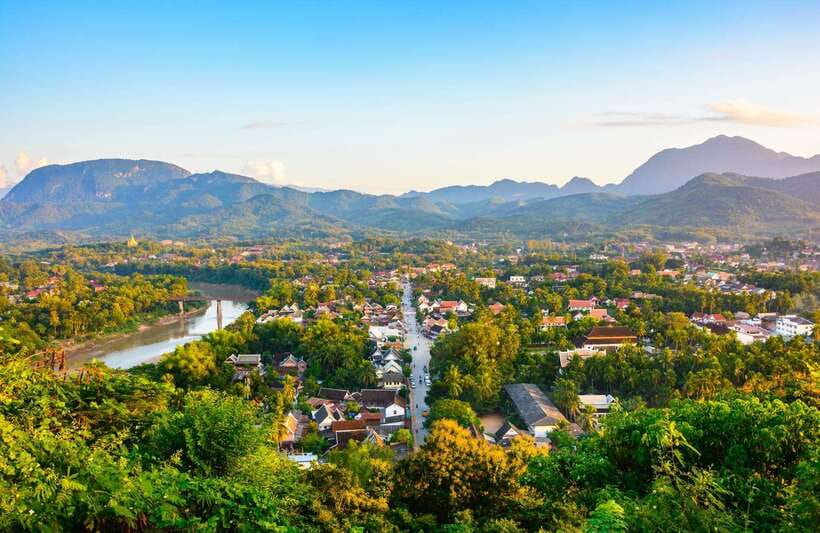 Luang Prabang Private Full-Day Tour and Lunch - Wat Xiengthong and the best temple architecture