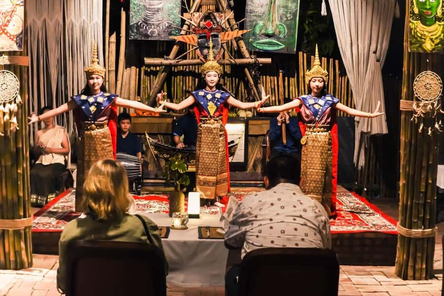 Luangprabang: Dinner with Lao Traditional Dance Performance - Starting with the dinner