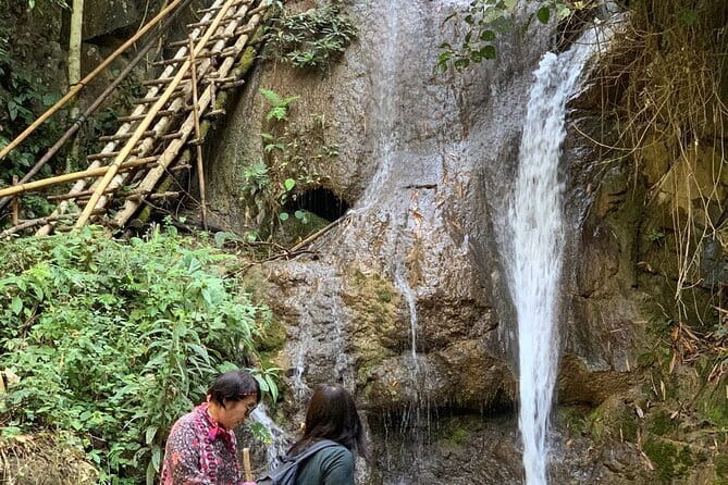 Nong khiaw, 1Day Muang Ngoy Waterfall, Local Village and Kayaking - Two Hours Among Muang Ngoy’s Caves and Viewpoints