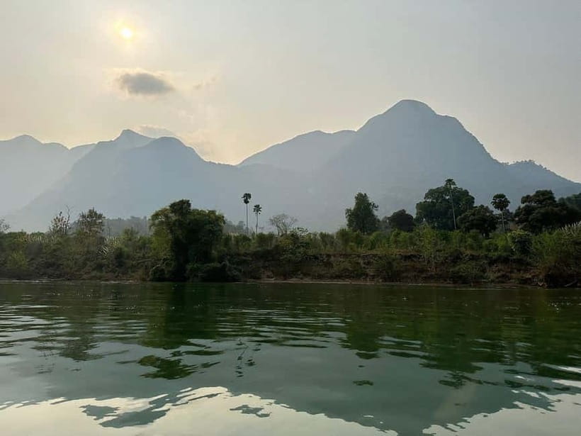 Nong Khiaw: 2-Day Trekking,Hmong village,Home Stay&Kayaking - Guide quality and the small-group question