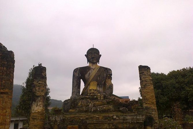 Plain of jars tour with local guide - Muang Khoun at 2 p.m.: a former capital shaped by war