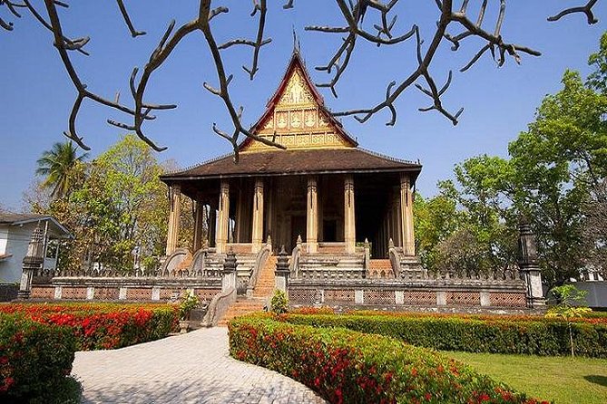 Private Tour: Vientiane City Tour Full Day with Buddha Park - Why this private Vientiane day works well