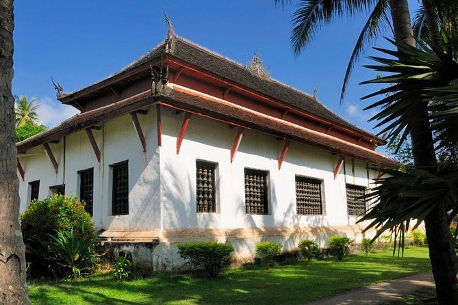 Small Group Half Day Luang Prabang city tour - Mount Phousi finishes the morning