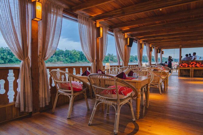 Sunset Cruise in Luang Prabang with Live Performance - Setting out from Khem Khong at 4:30 pm
