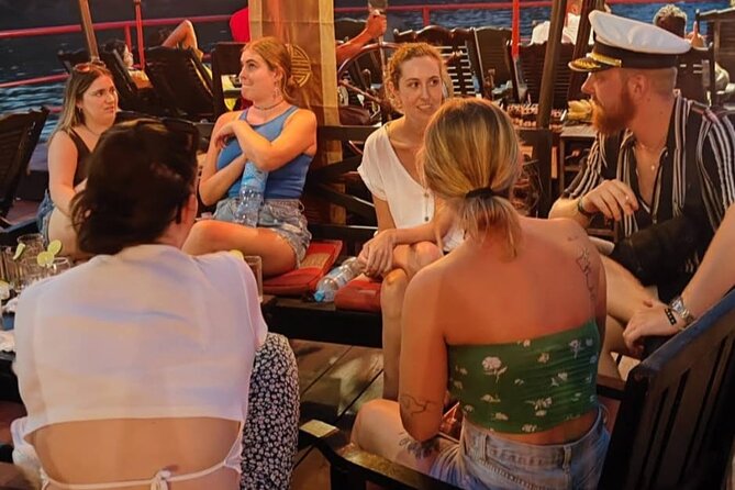 Sunset Cruise Luang Prabang - What to expect from the boat and group size