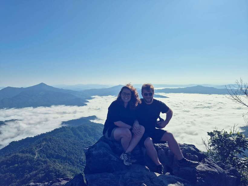 Transfer : wonder full Sunrise and landscape at Phu Chifa - The sea of fog at Phu Chi Fa