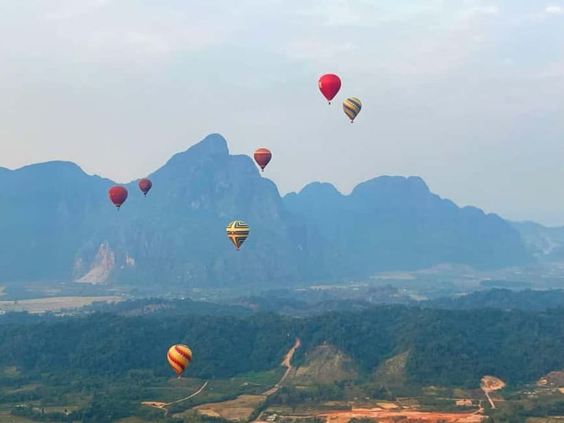 Vang Vieng: Hot Air Balloon Ride with City Hotel Pickup - What the 30-Minute Flight Feels Like