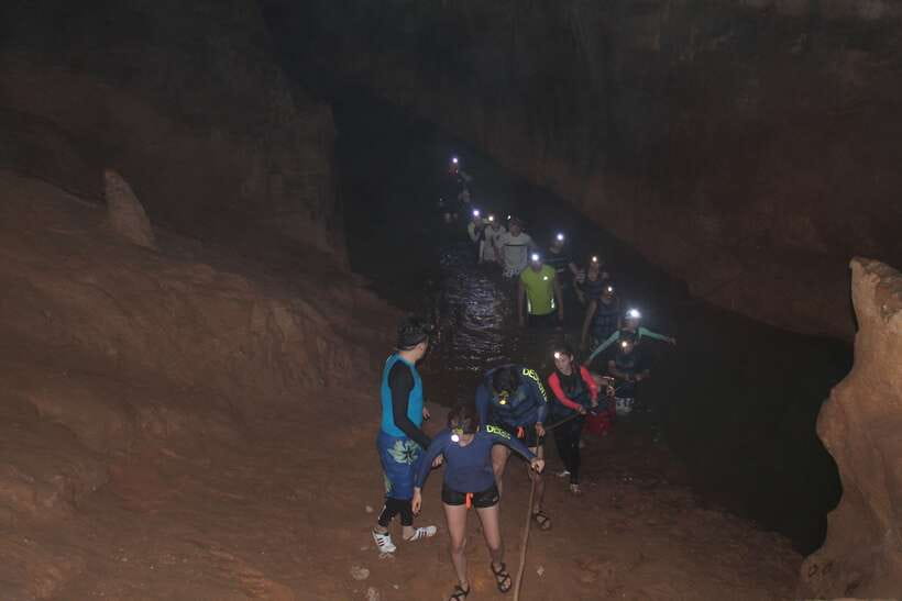 Vang Vieng: Kayaking & Cave Tubing with Zip Line/Blue Lagoon - What to bring and what not to bring