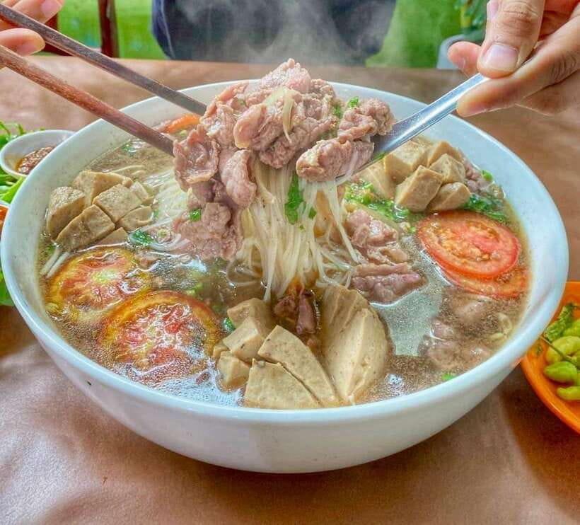 Vientiane classic Food tour ( Included Food ) - A food-first introduction to Vientiane
