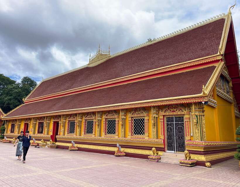 Vientiane classic Food tour ( Included Food ) - Khao Jee Pâté at Dongpalan