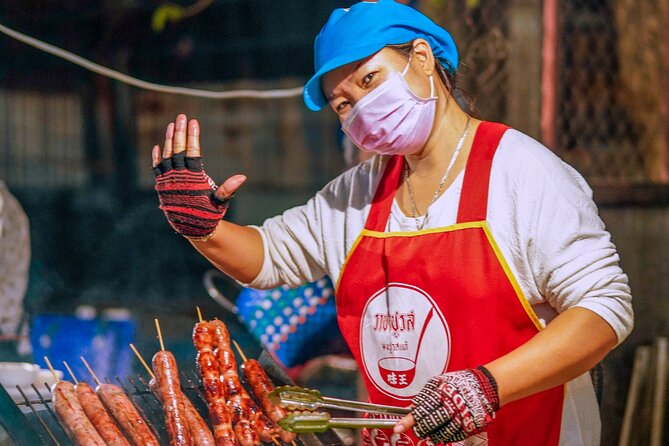 Vientiane Cuisine & Culture: The Hungry Tuk Tuk - Riding a tuk-tuk through Vientiane after dark