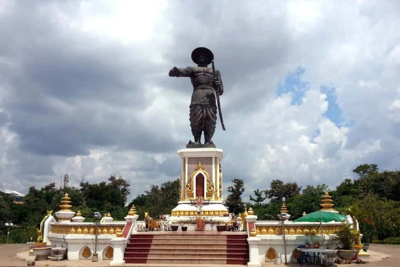 Vientiane: Half-Day City Tour - Morning or Afternoon - What the guide adds, and where you may need to ask