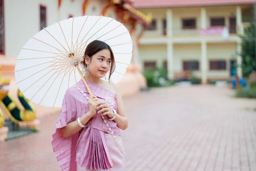 Vientiane: Lao Cultural Attire Rental Experience - Why Lao clothing changes a walk through Vientiane