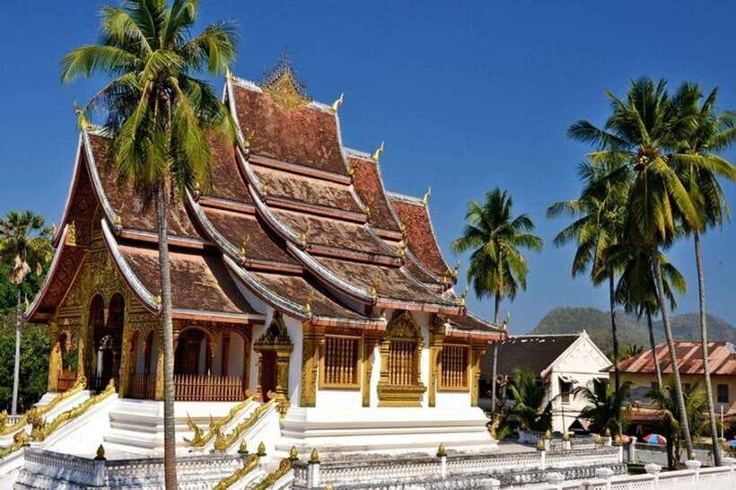 Vientiane : Private Custom Tour with a Local Guide - Museums, cultural details, and local stories
