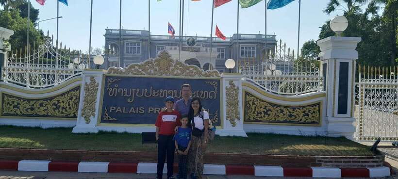 Vientiane: Private Full-Day Tour with Buddha Park and Lunch - That Luang at the End of the Route