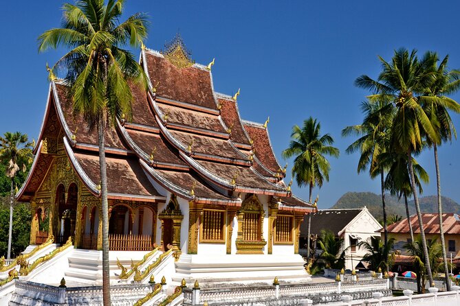 Vientiane Private Walking Tour With A Guide (Private Tour) - A private introduction to Vientiane